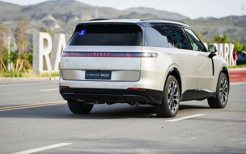 Crossover TV. Первый тест-драйв абсолютно нового Lynk & Co 900