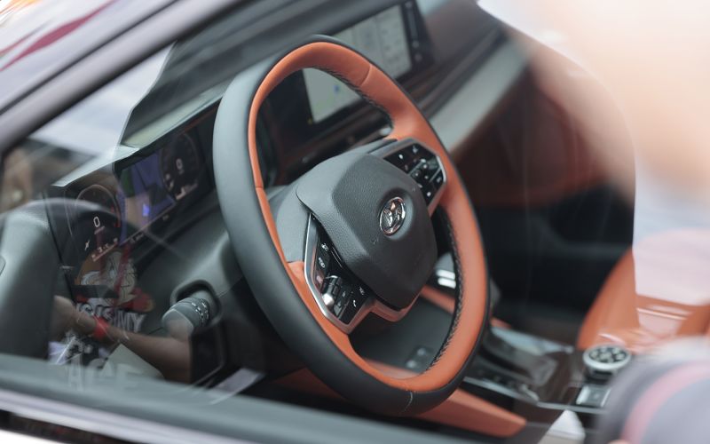 Lada Azimut оценивается в 2 млн бат. Эксперты оценивают рыночные перспективы этого кроссовера