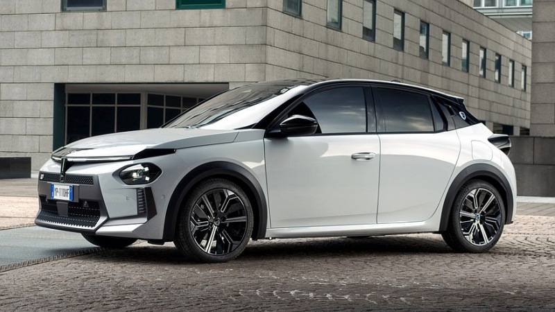 Lancia запускает электрический хэтчбек Ypsilon HF и бензиновую HF Line