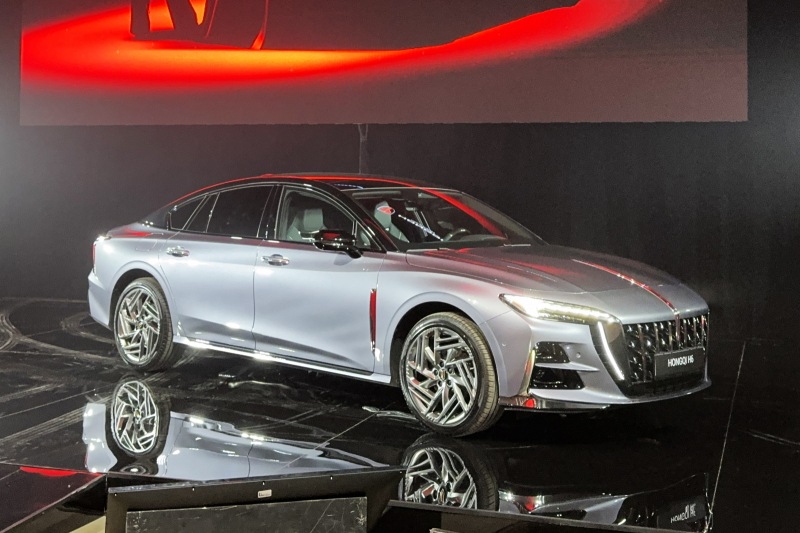 Хэтчбек Hongqi H6 появился на российском рынке, объявлены цены на две версии
