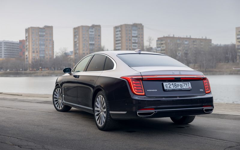 глянцевый против роскошного. Долгосрочный тест Hongqi H9
