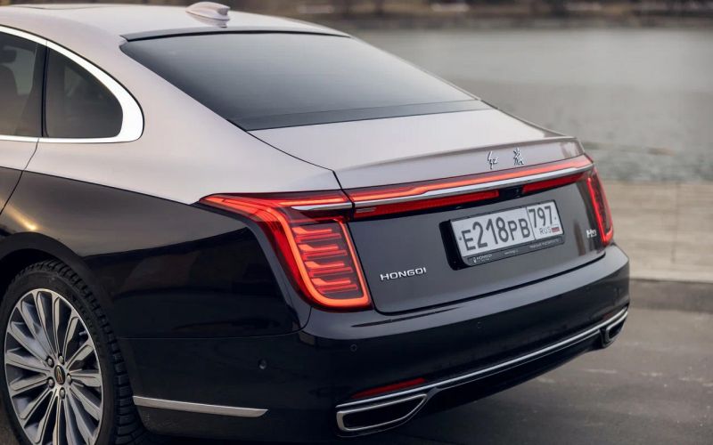 глянцевый против роскошного. Долгосрочный тест Hongqi H9