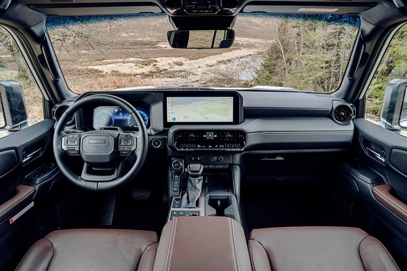 Больше мощности, меньше дыма: Toyota Land Cruiser Prado получает модель с мягким гибридом в Европе
