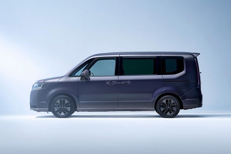 Минивэн Honda Step WGN будет официально представлен в других странах
