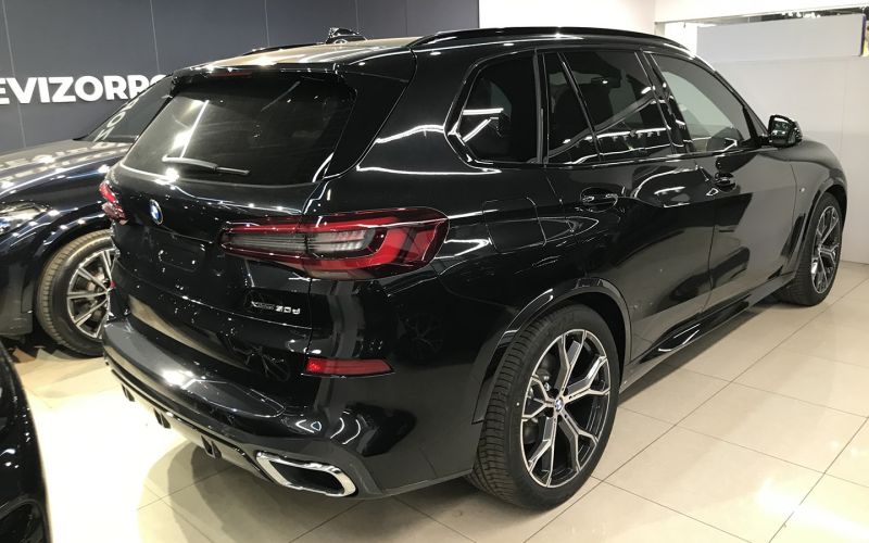 Нашли новые BMW, собранные в Калининграде. Цены и подробности