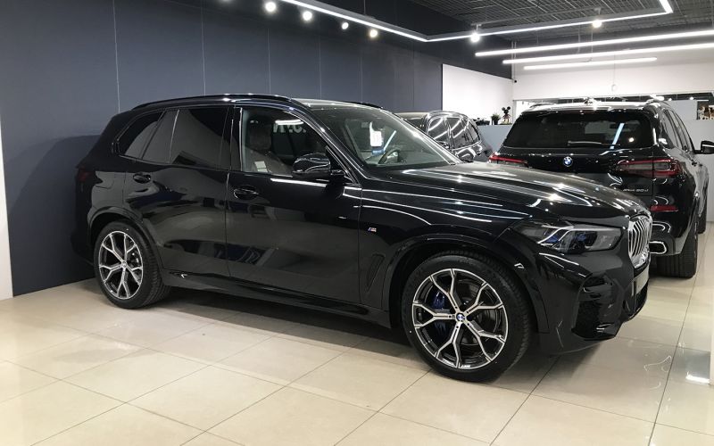 Нашли новые BMW, собранные в Калининграде. Цены и подробности