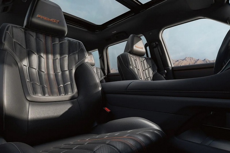 Новое поколение Nissan Patrol оснащено хардкорной версией Pro-4X