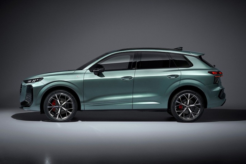 Новый Audi Q3: эргономика, переработанная отделка и та же платформа