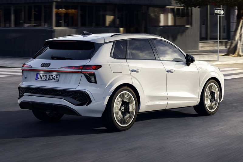 Новый Audi Q3: эргономика, переработанная отделка и та же платформа