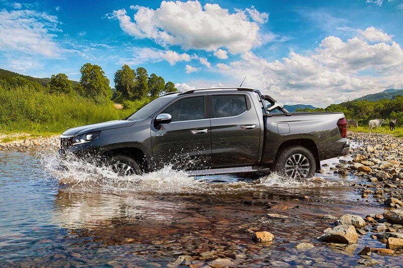 Fiat Titano обновился с более мощным дизельным двигателем, 8-ступенчатой ​​автоматической коробкой передач и более высокой ценой
