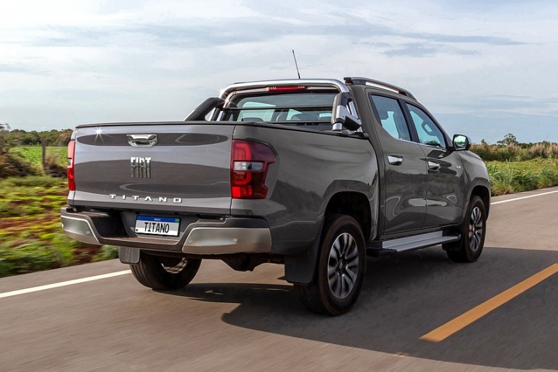 Fiat Titano обновился с более мощным дизельным двигателем, 8-ступенчатой ​​автоматической коробкой передач и более высокой ценой