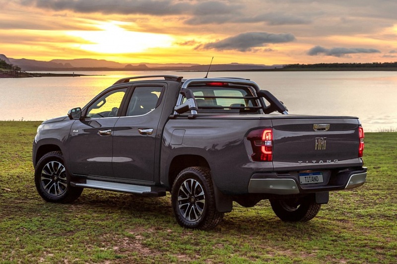 Fiat Titano обновился с более мощным дизельным двигателем, 8-ступенчатой ​​автоматической коробкой передач и более высокой ценой
