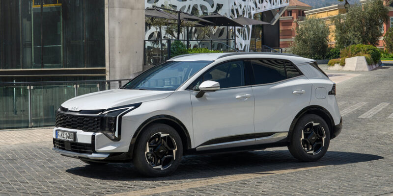 Обновлённый короткий Kia Sportage представлен официально