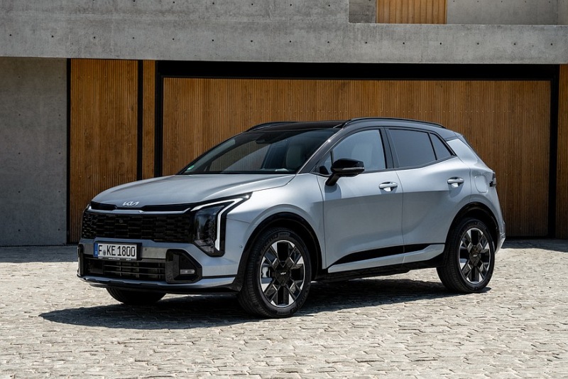 Официально представлен обновленный Kia Sportage с короткой колесной базой