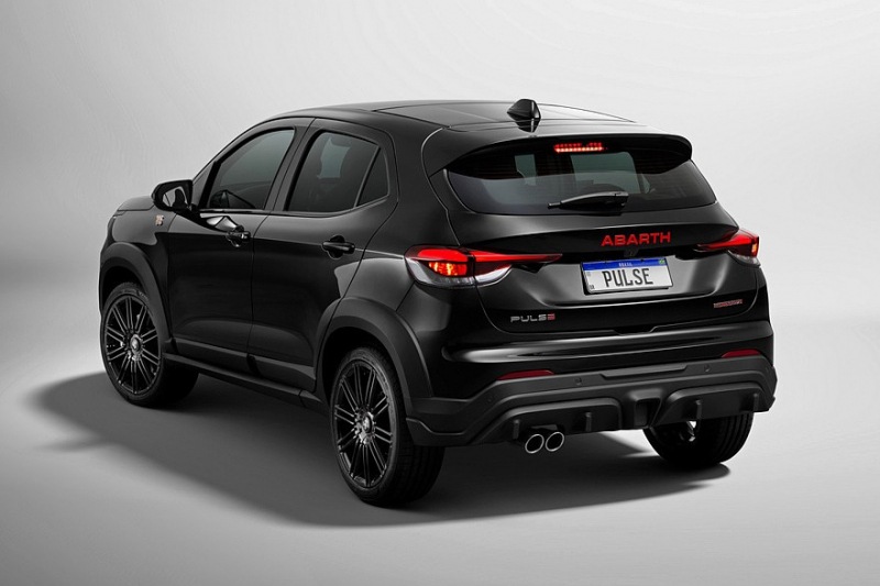 Обновленный кроссовер Fiat Pulse: Abarth выпускает «горячую» версию