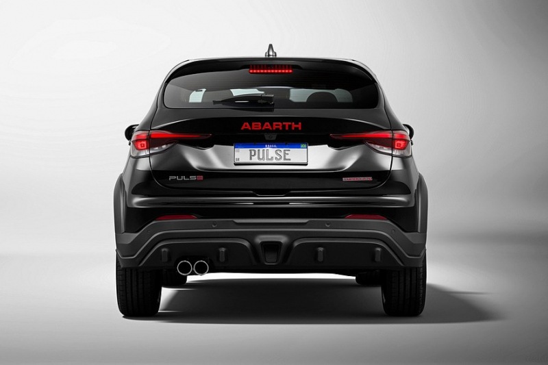 Обновленный кроссовер Fiat Pulse: Abarth выпускает «горячую» версию