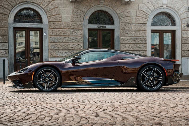 Pininfarina представляет специальную версию гиперкара Battista от Novantacinque, производство которого прекращено