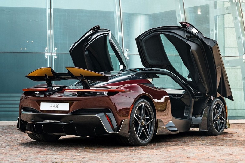 Pininfarina представляет специальную версию гиперкара Battista от Novantacinque, производство которого прекращено