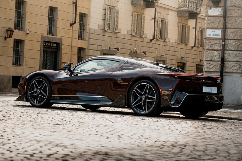 Pininfarina представляет специальную версию гиперкара Battista от Novantacinque, производство которого прекращено
