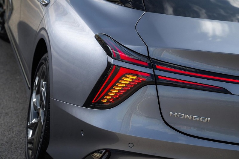 Покупка Hongqi H6: что это за автомобиль и почему стоит выбрать именно его?