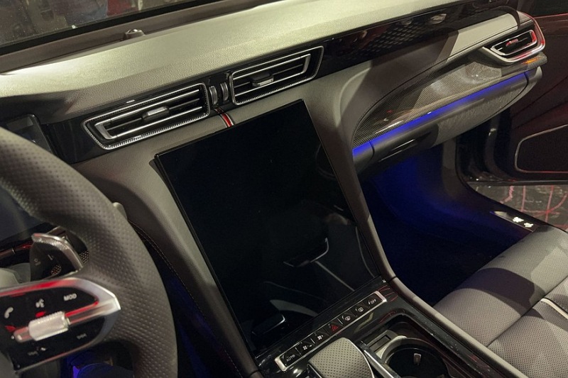 Покупка Hongqi H6: что это за автомобиль и почему стоит выбрать именно его?