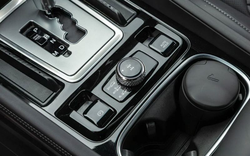 Десять лет после Rexton. Тест-драйв нового корейского внедорожника KGM