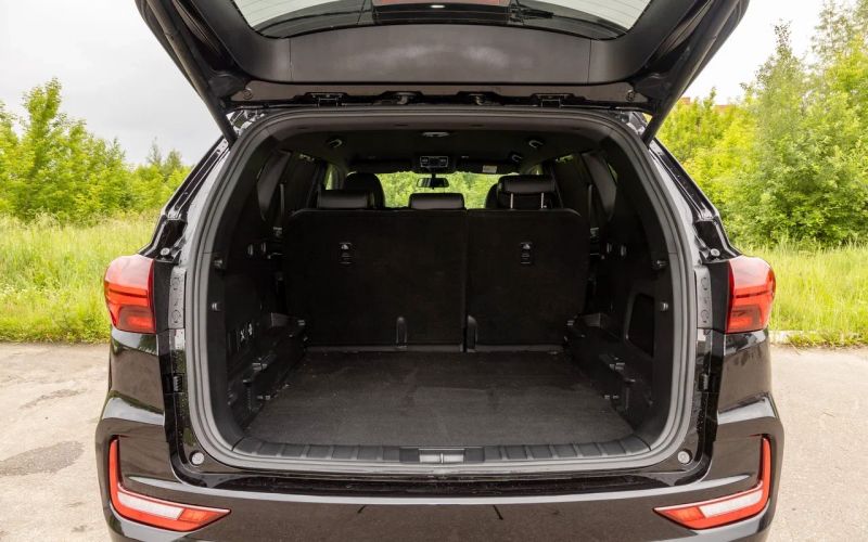 Десять лет после Rexton. Тест-драйв нового корейского внедорожника KGM