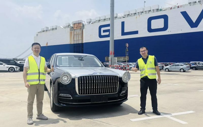 Россия тратит $1,5 млн на люксовые седаны Hongqi. Что мы знаем об этой машине