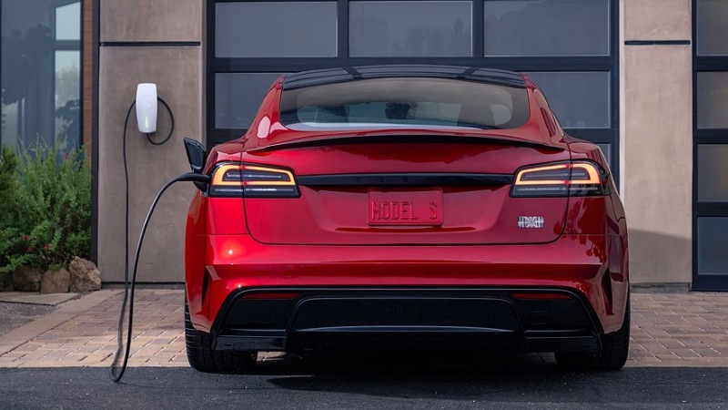 Tesla Model S и Model X: второй фейслифтинг и незначительные улучшения кузова и шасси