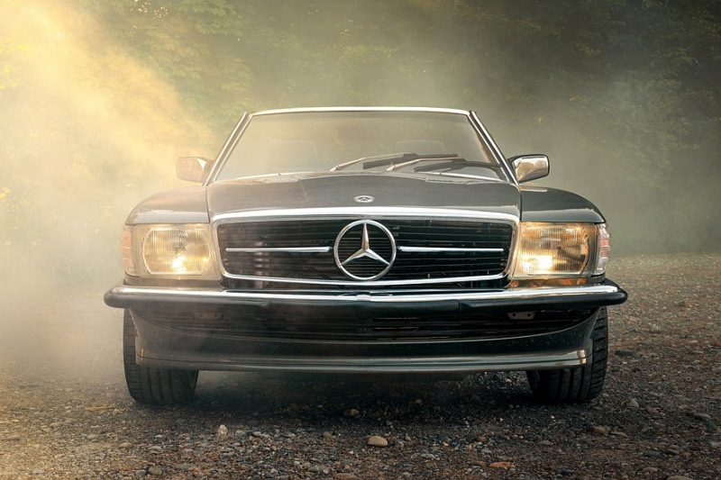 Классическая модификация: Mercedes-Benz 450 SL Restomod от Pogea