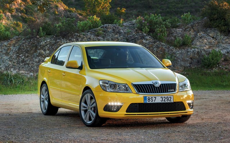 Пять горячих хэтчбеков на вторичном рынке, которые дешевле Lada Granta Sport