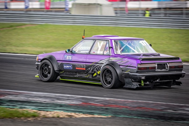 Оригинальные тормоза Nissan, не стоковые: Toyota Cresta GX71, модифицированная для RDS GP