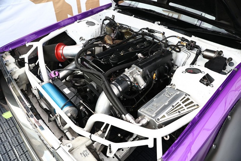 Оригинальные тормоза Nissan, не стоковые: Toyota Cresta GX71, модифицированная для RDS GP