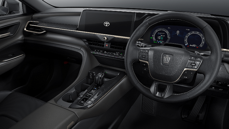 Toyota Crown Touring выпускает матовую специальную версию, цена неизвестна
