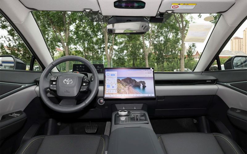 Toyota представляет новый купе-кроссовер bZ5 в стиле Lexus RX