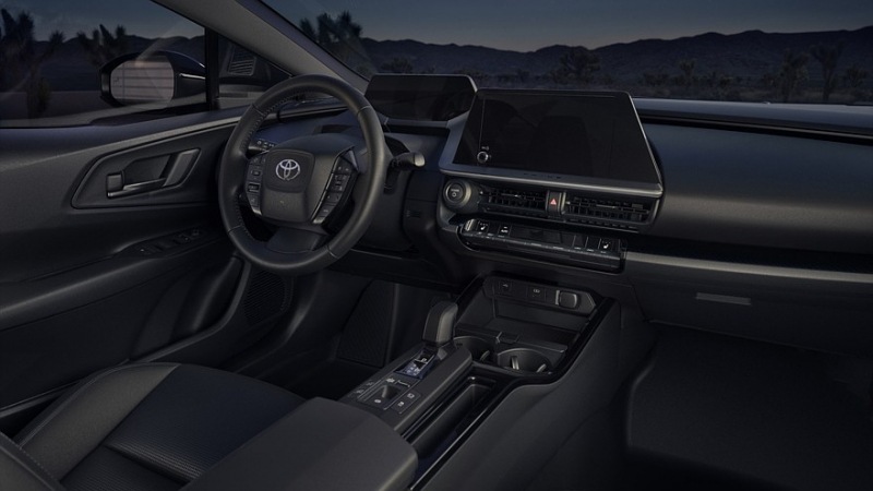 Toyota Prius присутствует на рынке США уже 25 лет, цены растут, выпущена темная версия