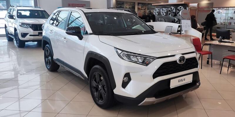 Toyota заявила об отсутствии планов импортировать автомобили в Россию