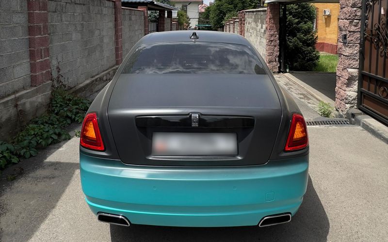 Тысячи иностранных автомобилей могут лишиться своих номерных знаков от Национальной дорожной инспекции. Мы выяснили, почему