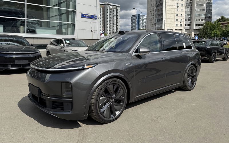Учите китайский. Ideal L9 Ultra 2025 