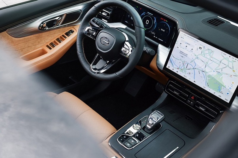 GAC Trumpchi GS8 Dragon с новым дизайном, возможно, другим наполнителем, будет продаваться в России