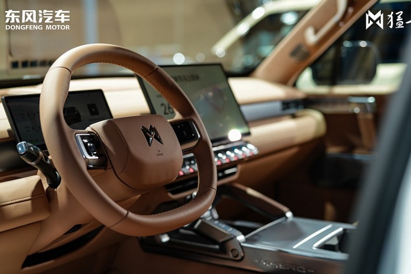Внедорожник Dongfeng M-Hero M817 может появиться в России: новая информация