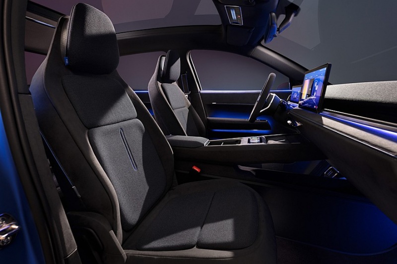 Volkswagen может выпустить хэтчбек ID.2 R: три электромотора и более 400 лошадиных сил