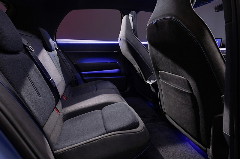 Volkswagen может выпустить хэтчбек ID.2 R: три электромотора и более 400 лошадиных сил
