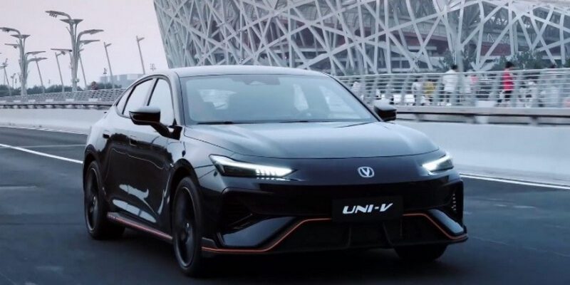 Changan Uni-V с новым дизайном готовится к старту продаж