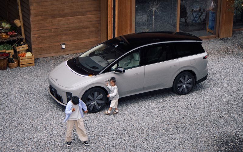 Подорожание Lada Iskra, увеличение пошлин для владельцев и иск от Mazda