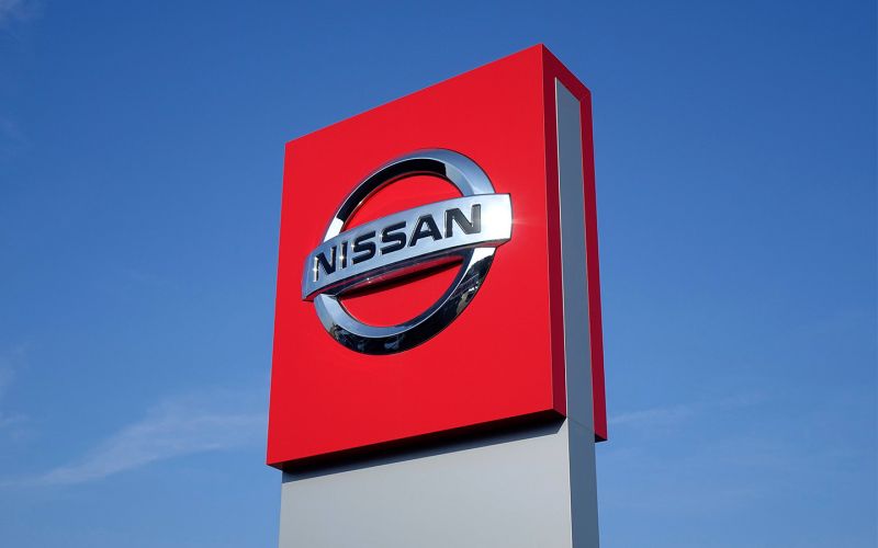 Подорожание Lada Iskra, увеличение пошлин для владельцев и иск от Mazda