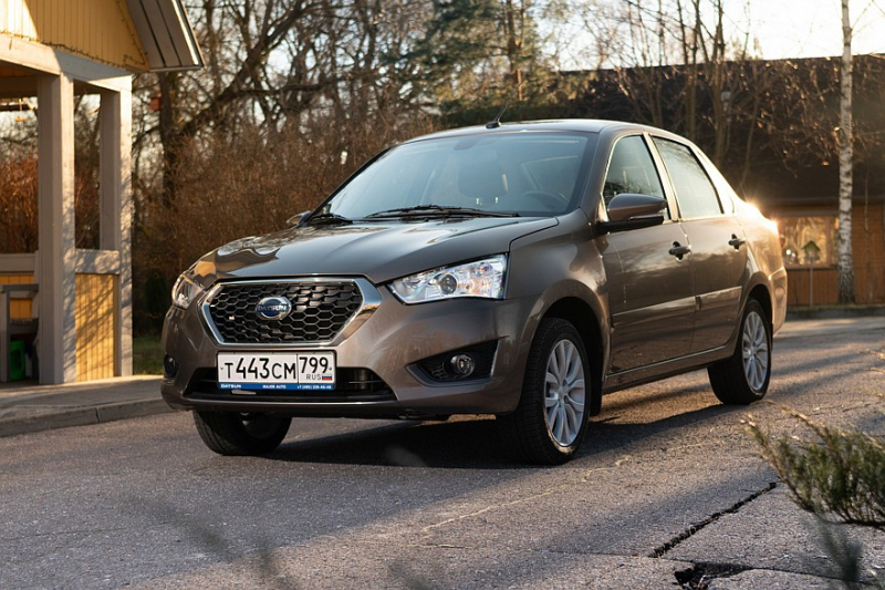 Если не подарили Porsche: выбираем первый автомобиль не дороже 500 тысяч рублей Если вам никто не дарит Porsche: выберите свой первый автомобиль, потратив не более 500 000 рублей