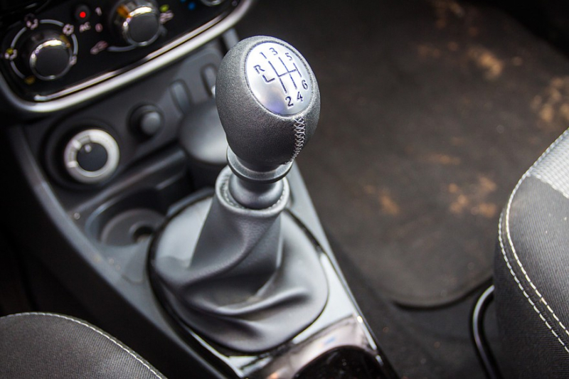 Если не подарили Porsche: выбираем первый автомобиль не дороже 500 тысяч рублей Если вам никто не дарит Porsche: выберите свой первый автомобиль, потратив не более 500 000 рублей