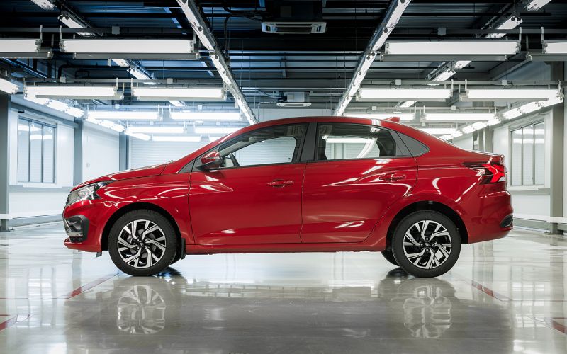 «Фейковые» Lada Iskra, новый глава Минтранса и снижение цен. Итоги недели «Лже-» Радха Искра становится министром транспорта и снижает стоимость проезда. Итоги недели