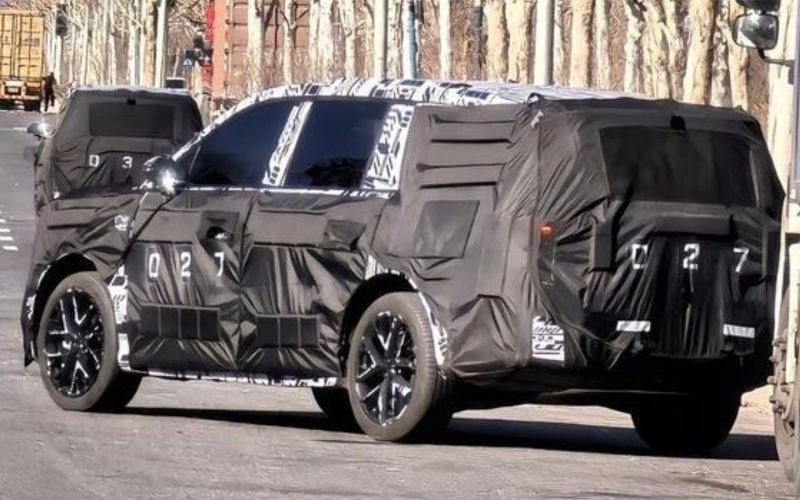 «Фейковые» Lada Iskra, новый глава Минтранса и снижение цен. Итоги недели «Лже-» Радха Искра становится министром транспорта и снижает стоимость проезда. Итоги недели